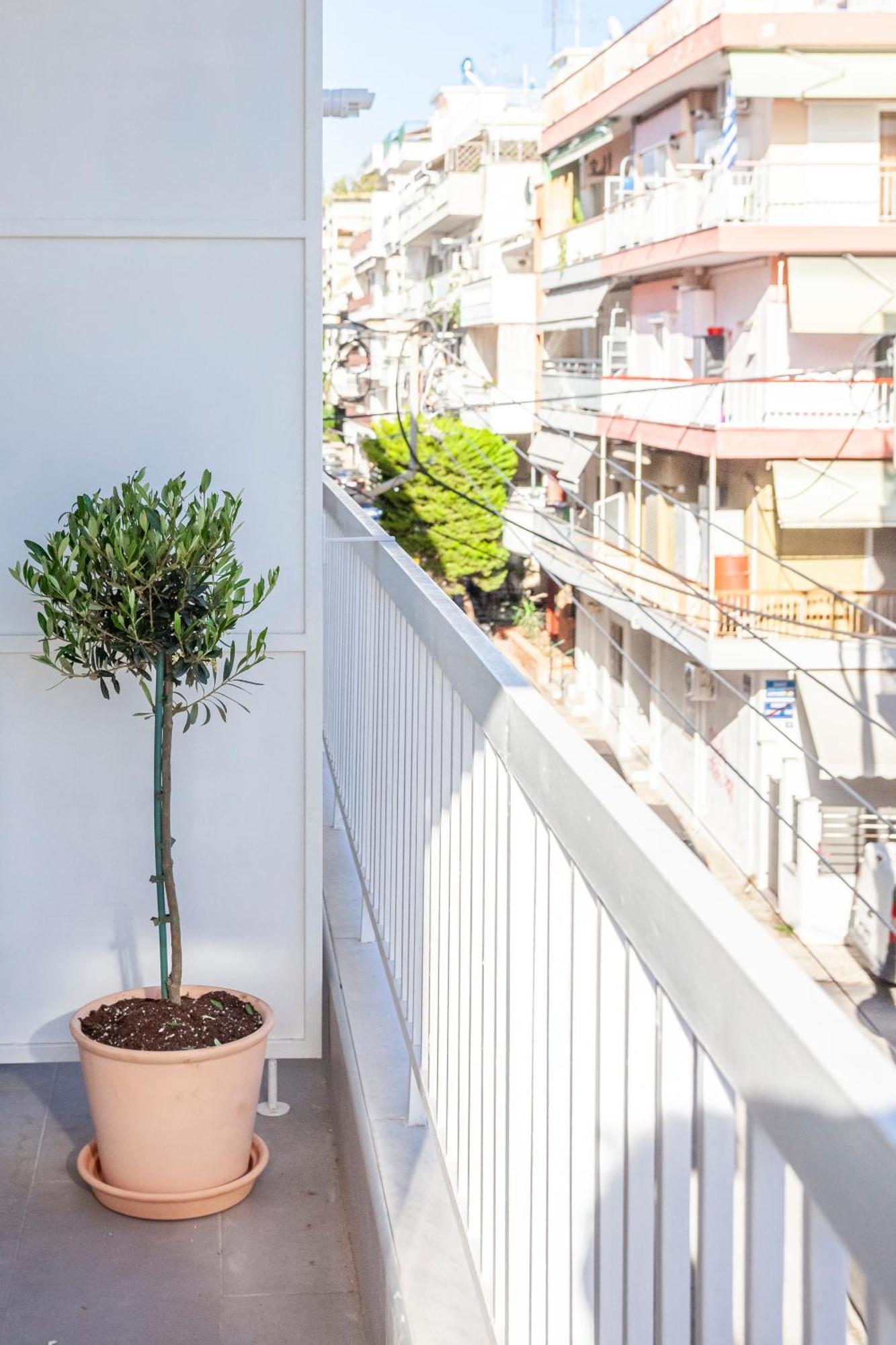 Mazi Rooms Charilaou 2,3 테살로니키 외부 사진