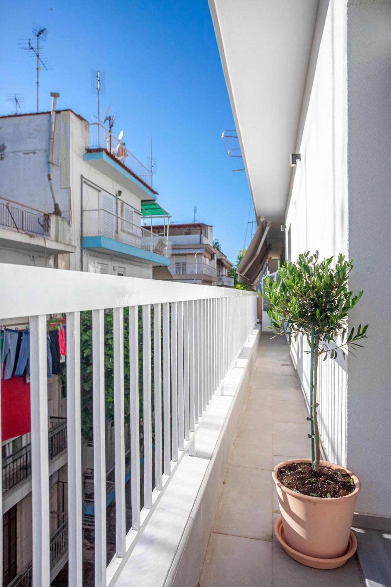 Mazi Rooms Charilaou 2,3 테살로니키 외부 사진
